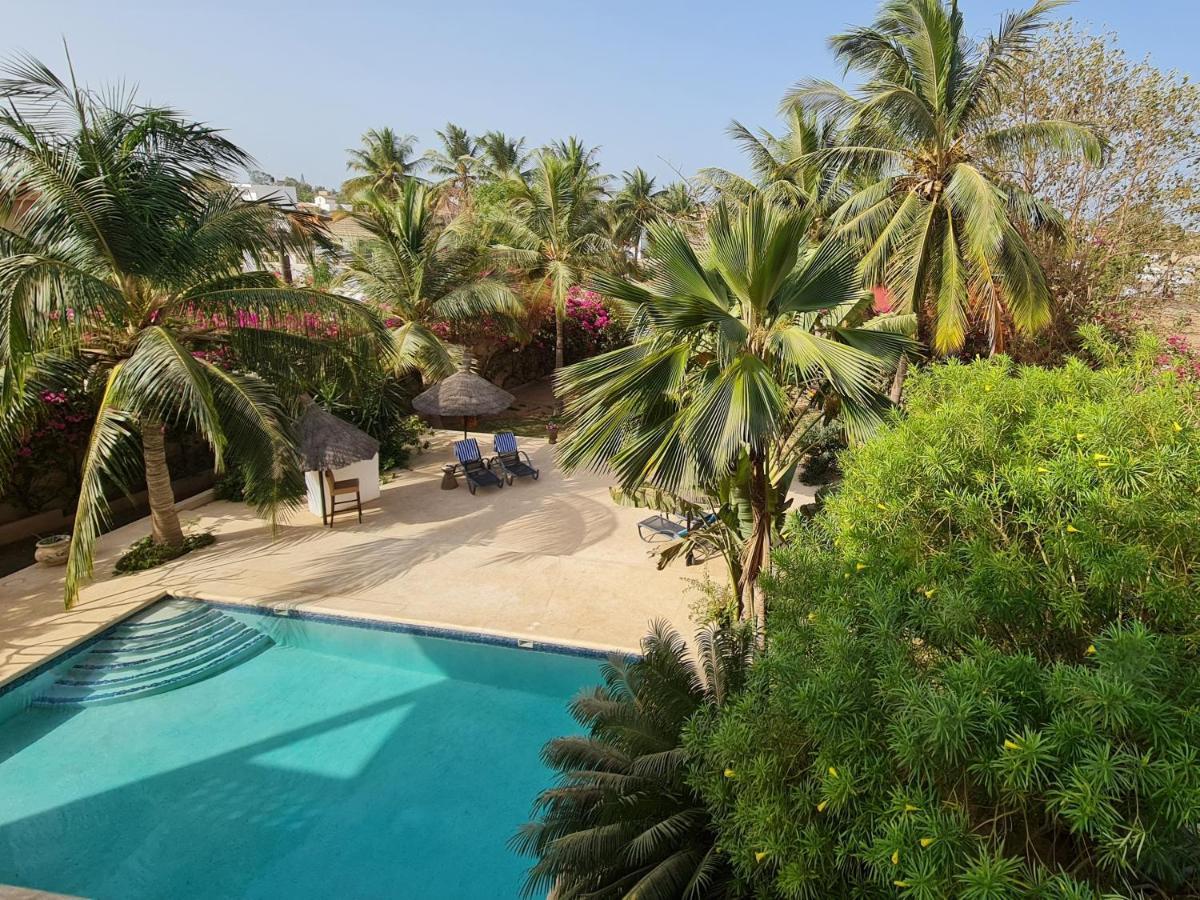 Le Souimanga Bleu Saly Bed & Breakfast Bagian luar foto
